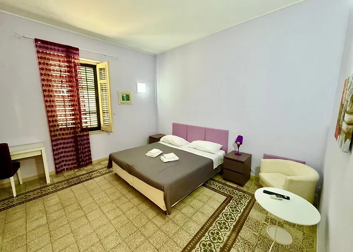 Oasi Palermitana 게스트하우스 *